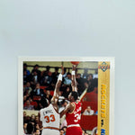 Hakeem Olajuwon 2019-20 Panini Optic Winner Stays Purple Prizm