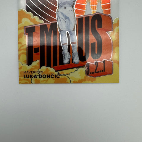 Luka Doncic 2019-20 Panini Optic Pink Hyper Prizm