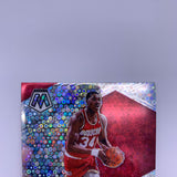 Hakeem Olajuwon 2020-21 Mosaic Fastbreak Disco Prizm