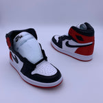 Air Jordan 1 Retro High “Satin Black Toe”